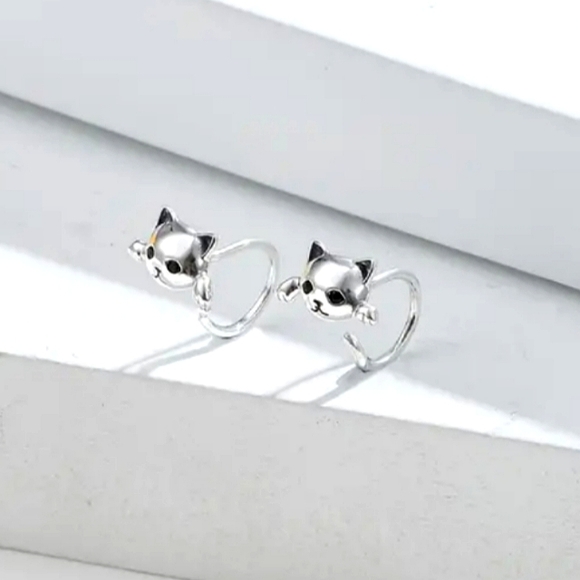 S925 Solid Sterling Silver Stamped Kitty Studs - Picture 3 of 3
